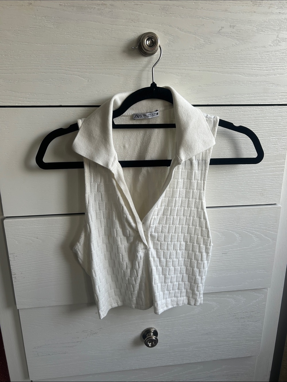 Zara Cream Textured Sleeveless Polo Tank
